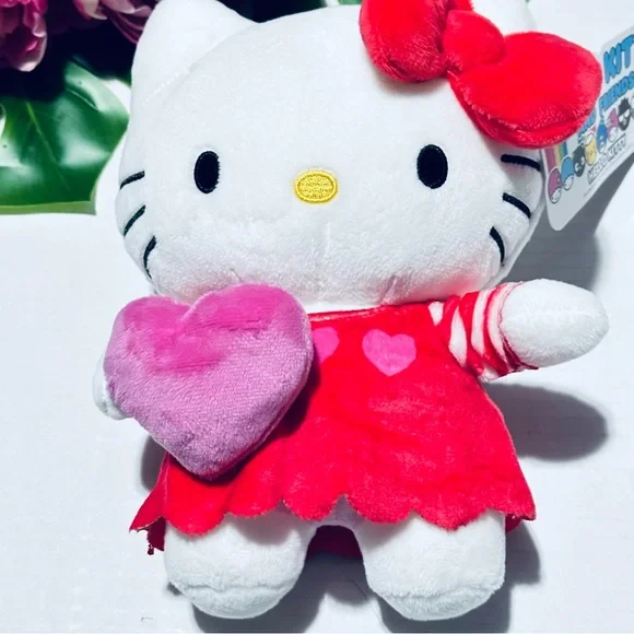 Valentine's Day Hello Kitty Plush 8in NEW - Picture 4 of 10